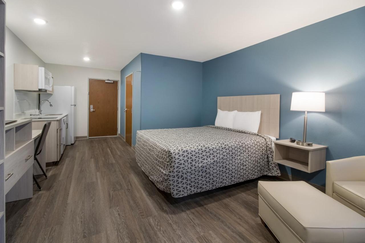 Woodspring Suites Concord-Charlotte Speedway Eksteriør billede
